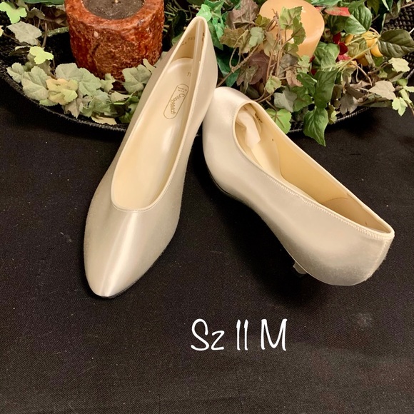 White satin dress shoes Clearance